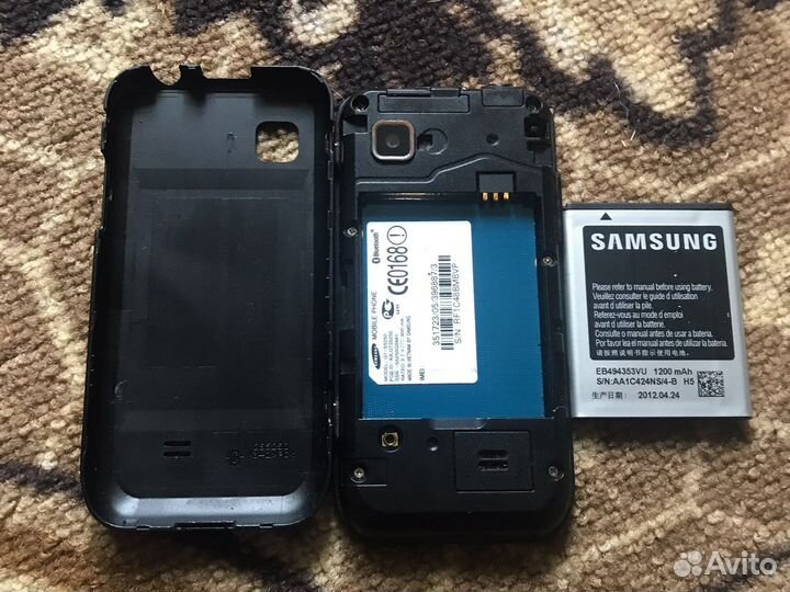 Телефон Samsung