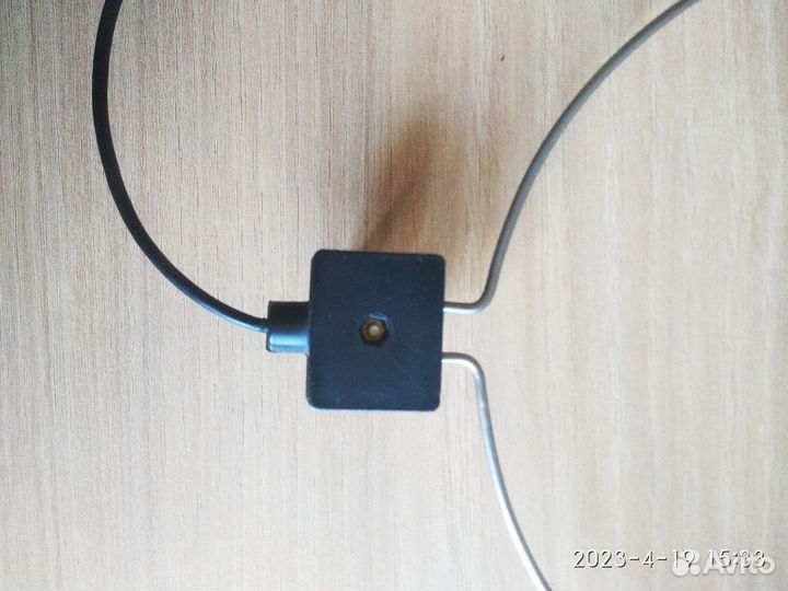 Комнатная антенна дмв