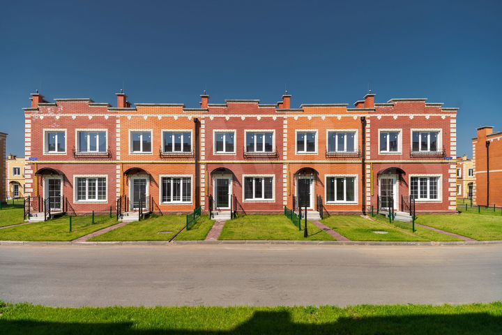 Таунхаус 50,5 м² на участке 1 сот.