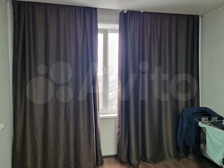 2-к. квартира, 58 м², 4/9 эт.