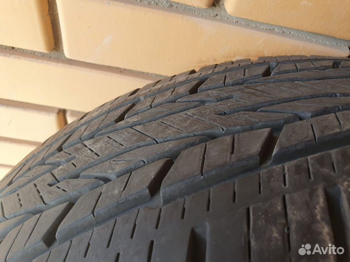 Continental ContiCrossContact LX2 215/65 R16 98H