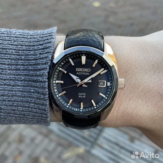Часы Seiko Astron SSJ012J1