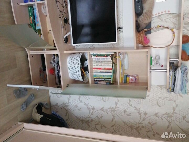 Стенка для телевизора