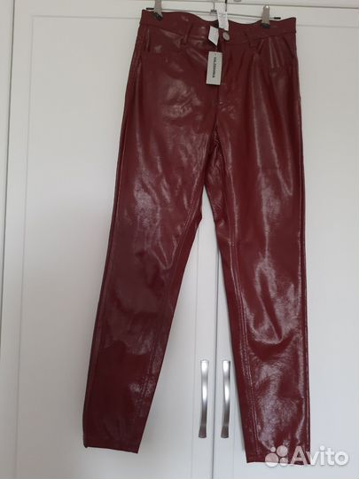Лаковые брюки Galzedonia