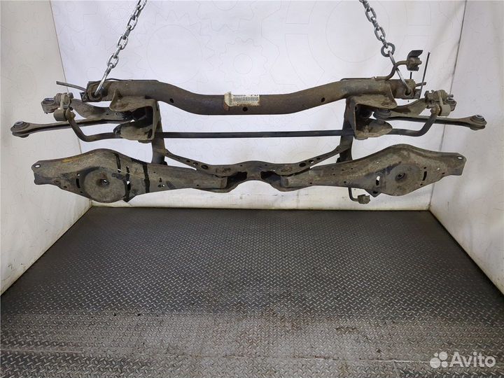 Балка подвески задняя Volkswagen Golf 6, 2011