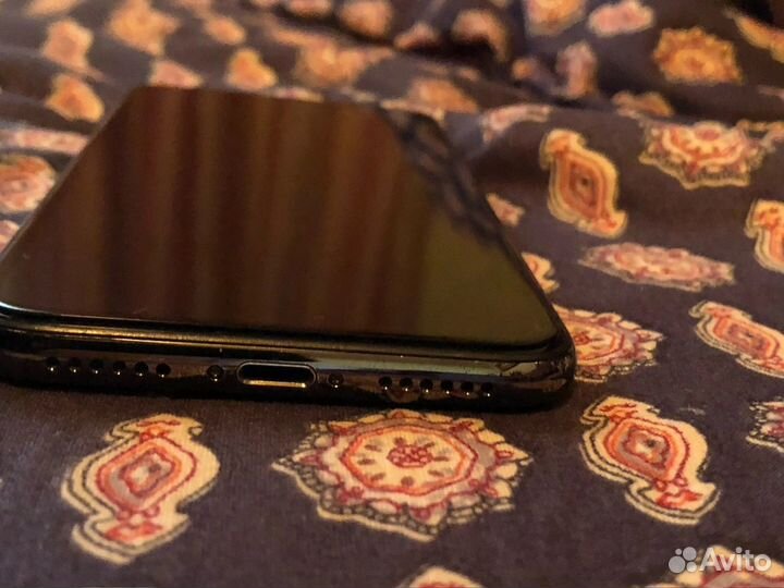 iPhone 10 на 256 гб