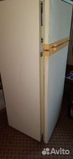 Холодильник б/у