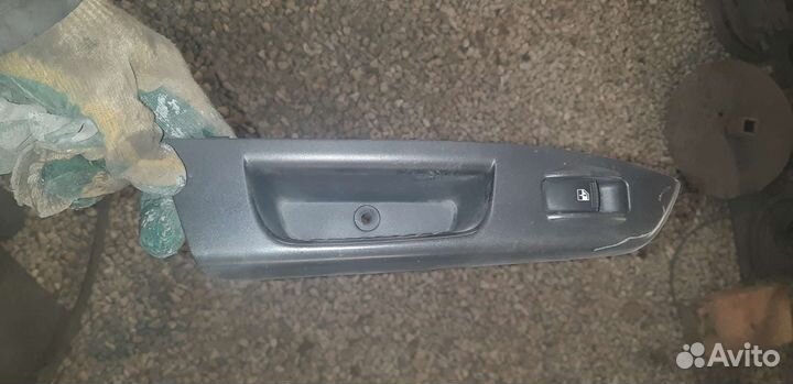 Общивка двери hyndai getz