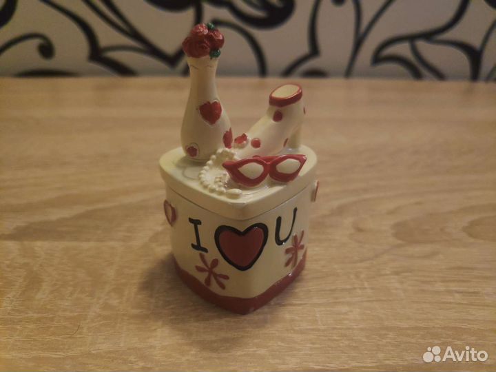 Шкатулка I love you