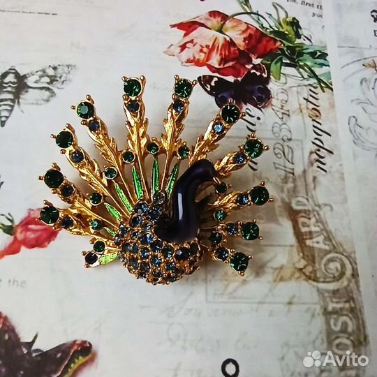 Коллекционная брошь Павлин Sphinx