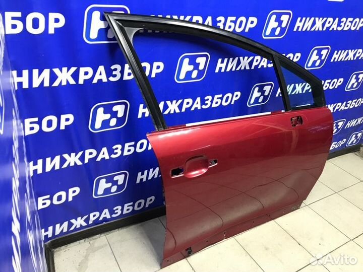 Дверь передняя правая Citroen C4 1.6 EP6 2010