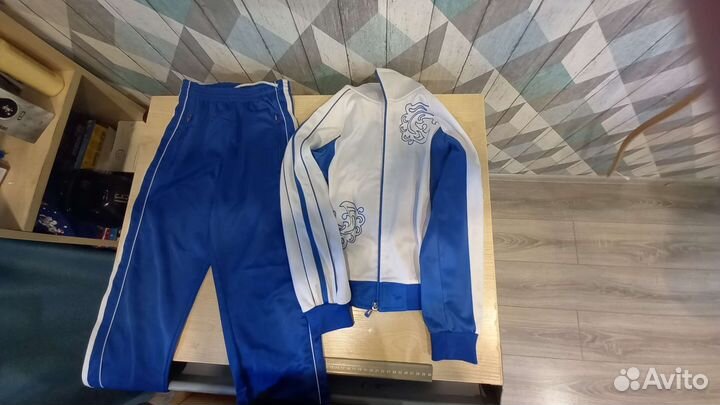 Спортивный костюм для мальчика 128