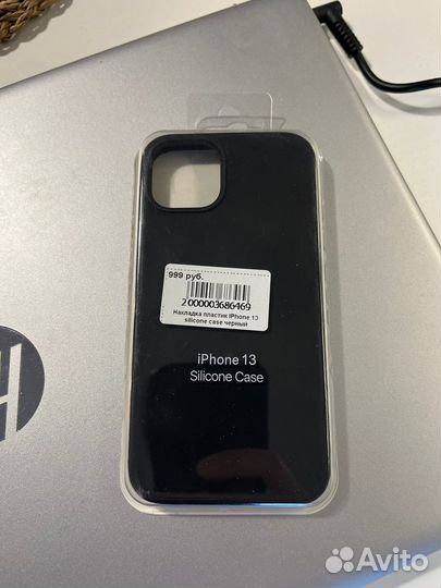 Чехол на iPhone 13