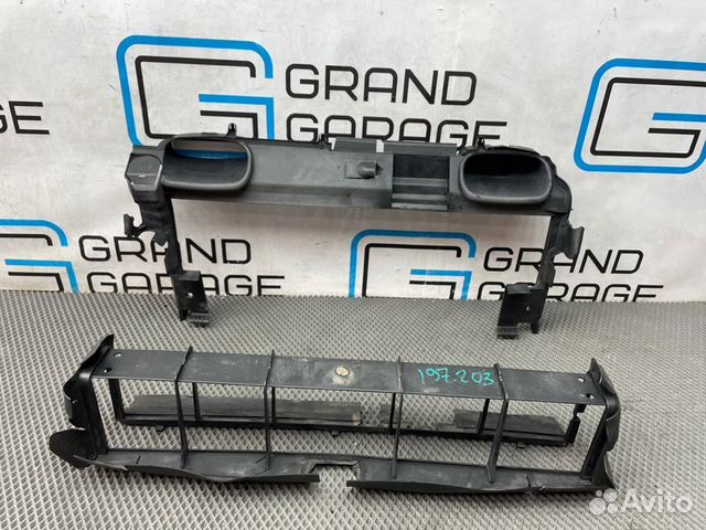 Дефлектор радиатора Mercedes-Benz C-Class 271.946