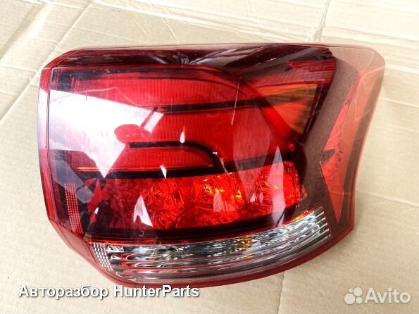 Фара задняя левая правая Mitsubishi Outlander 3