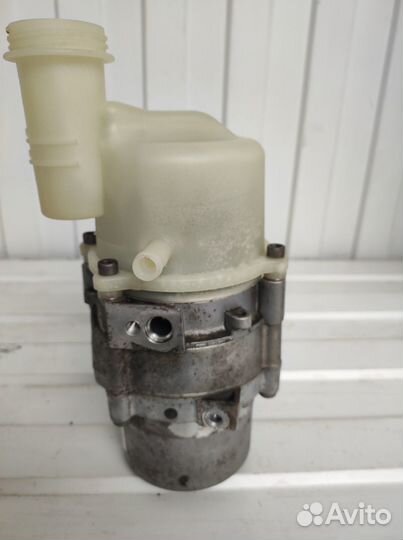 Гидроусилитель руля Renault Duster 2012 491102845