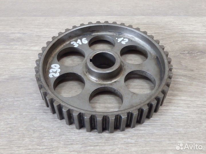 Шестерня (шкив) распредвала 2110