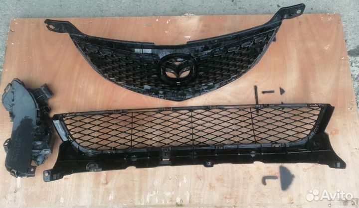 Решётки, заглушки в туманки Mazda3 BK