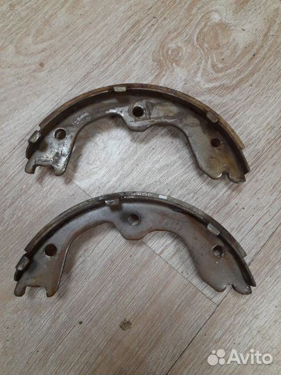 Ручной тормоз задний правый Nissan Teana J32