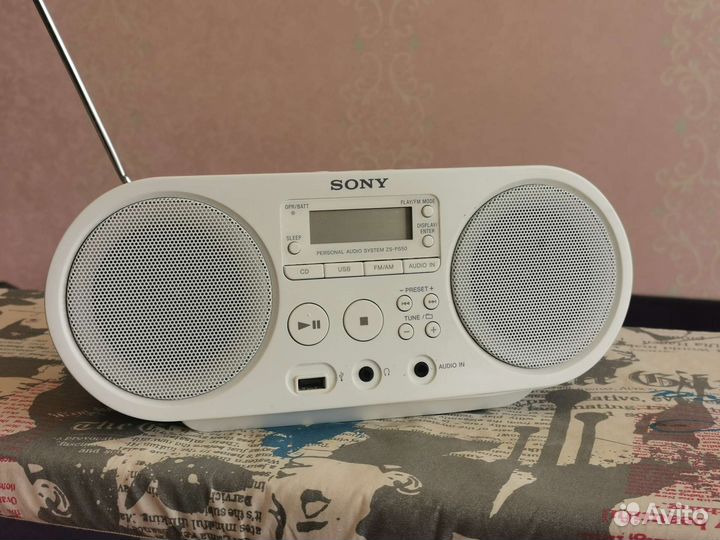 CD-магнитола sony