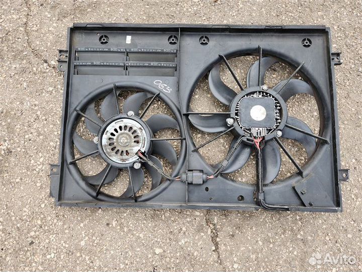 Диффузор радиатора Volkswagen Passat B6 2010