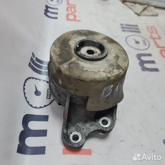 Подушка двигателя Mercedes-Benz C-Class W205 2019