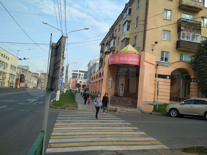 Торговое помещение, цоколь 350 м²