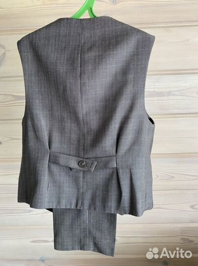 Костюм жилетка и брюки