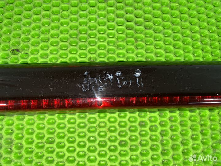 Стоп - сигнал дополнительный Chevrolet Tahoe GMT40