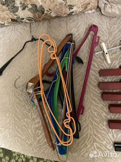 Вешалки плечики