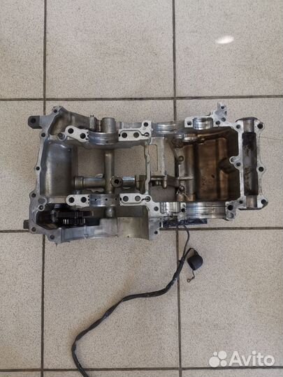 Низ блока цилиндров Honda xl1000 varadero