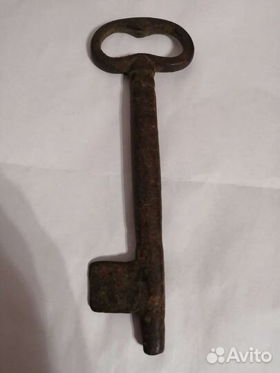Старинный ключ 19 век