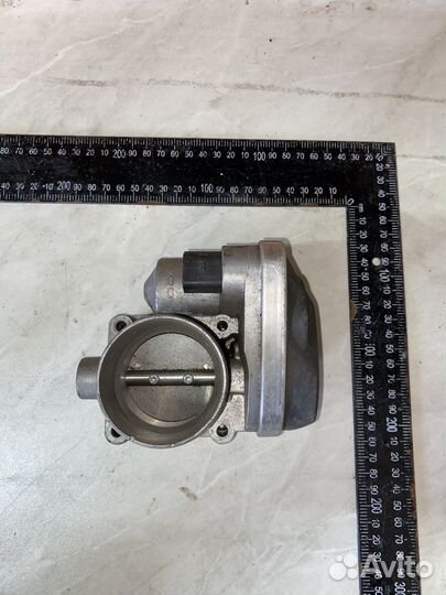 Дроссельная заслонка volkswagen golf 4 AUS 1.6