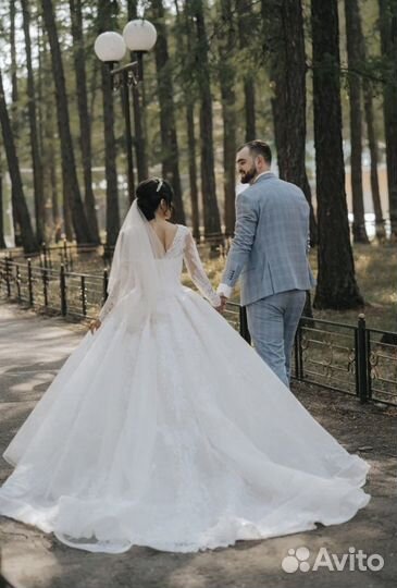 Свадебное платье