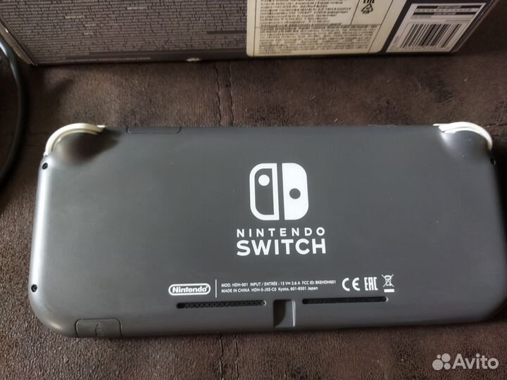 Nintendo switch lite с играми