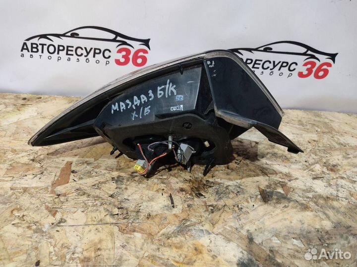 Фонарь задний правый Мазда 3 вк хэтчбек