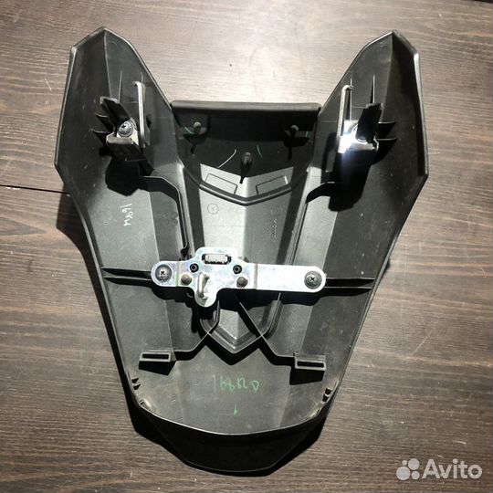 Заглушка сиденья для Honda CBR650R 20г