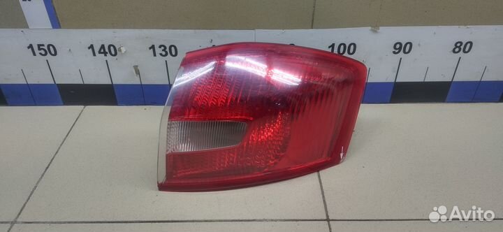 Фонарь задний наружный правый Kuga 2008-2012