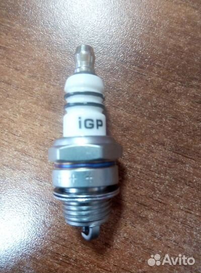 Свеча зажигания