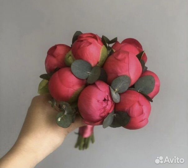 Букет невесты Пионы и Фрезия