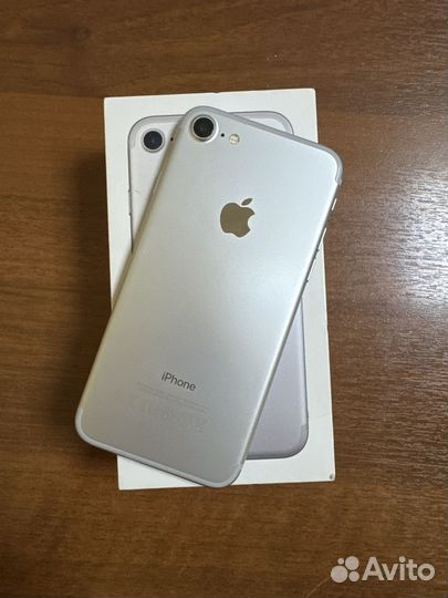 iPhone 7, 128 ГБ