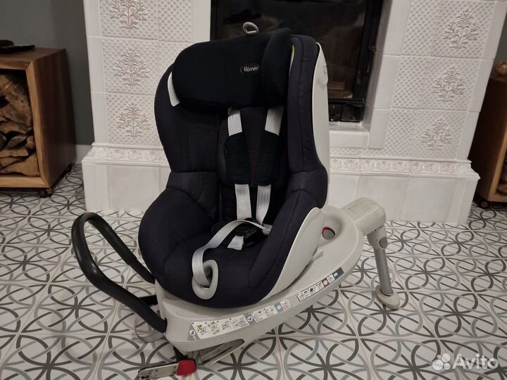 Автокресло britax romer trifix2 i size