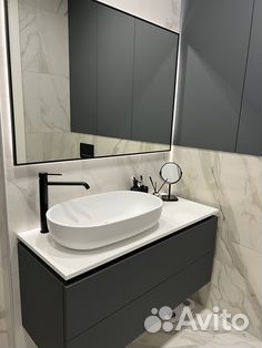 Раковина с тумбой