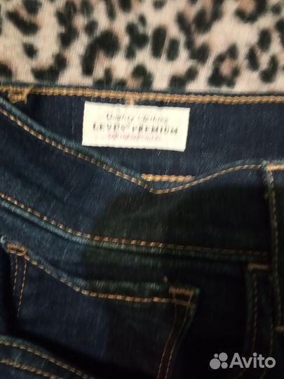 Джинсы женские levis 29 размер