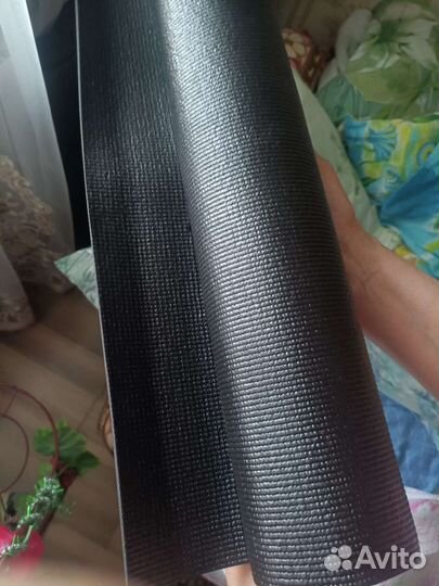 Коврик для фитнеса и йоги черный