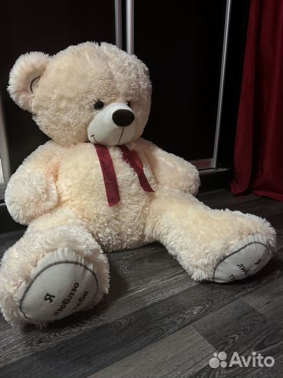 Плюшевый медведь