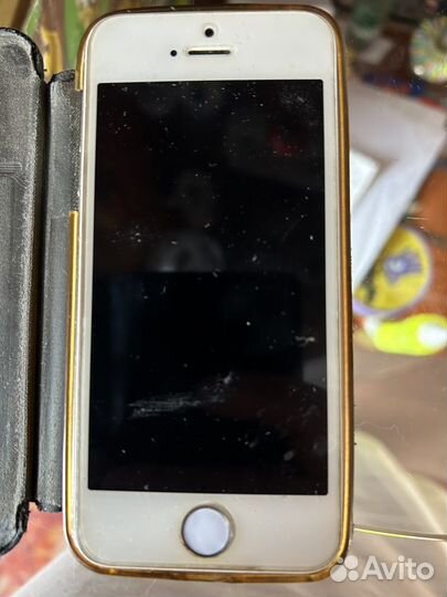 Телефон iPhone 5s