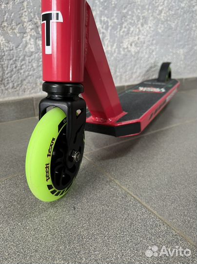 Трюковой самокат Duker 202 tech team новый