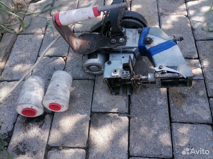 Мешкозашивочная машинка