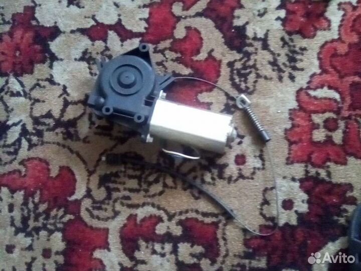 Моторчик стеклоподъемника